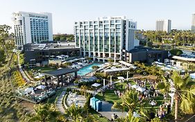 Vea Newport Beach, A Marriott Resort & Spa